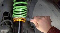 Adjusting Coilovers